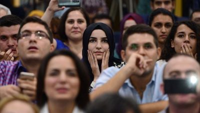 15 bin kontratlı öğretmen ataması için yapılacak kelamlı imtihanın giriş