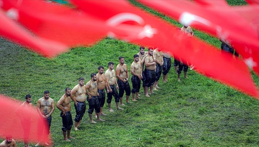 Bu yıl 664'üncüsü düzenlenecek Tarihi Kırkpınar Yağlı Güreşleri için geri