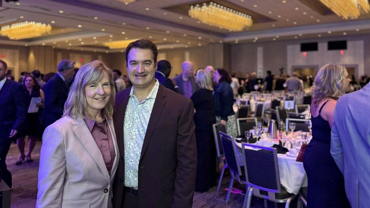 ABD Minnesota Eyalet Meclisi Başkanı Melissa Hortman ve eşi konutlarında