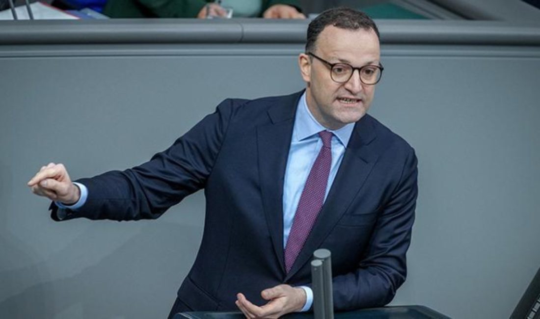CDU'lu Jens Spahn, Rus tehdidine karşı Almanya'nın nükleer silahlara direkt