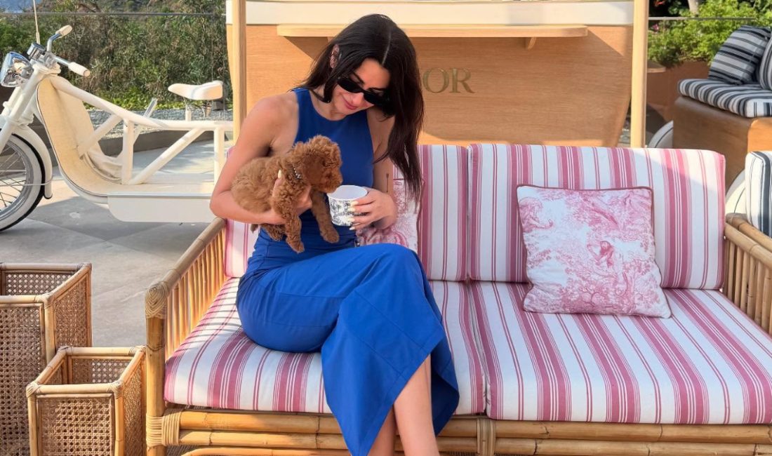 Aşkta aradığını bulamayan ünlü oyuncu Nesrin Cavadzade, soluğu köpeğiyle tatilde