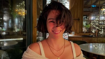 Teşkilat dizisi takımından çıkarılan Aybüke Pusat, uzun bir tatile çıktı.