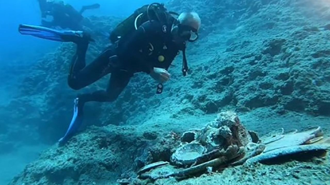 Kültür ve Turizm Bakanı Mehmet Nuri Ersoy, Antalya Kumluca açıklarında keşfedilen