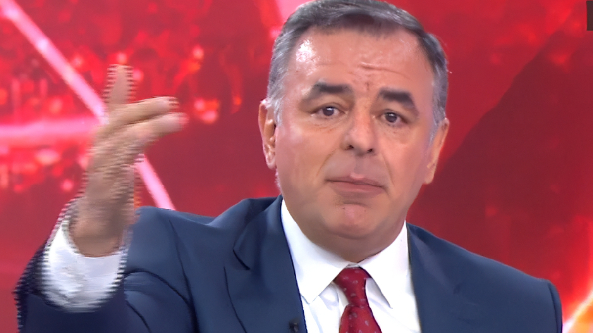 Gazeteci Barış Yarkadaş, CHP'deki şaibeli kurultaya dair çarpıcı açıklamalarda bulundu.