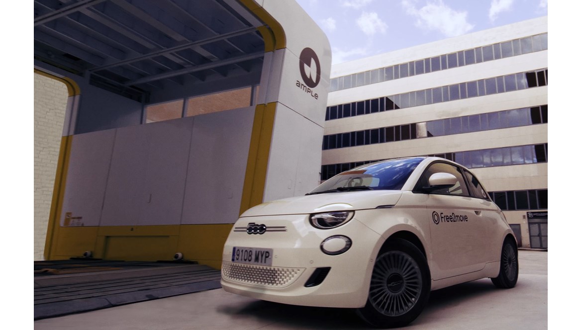 İtalyan araba üreticisi Fiat, yalnızca beş dakikada şarj değişimi yapabilen