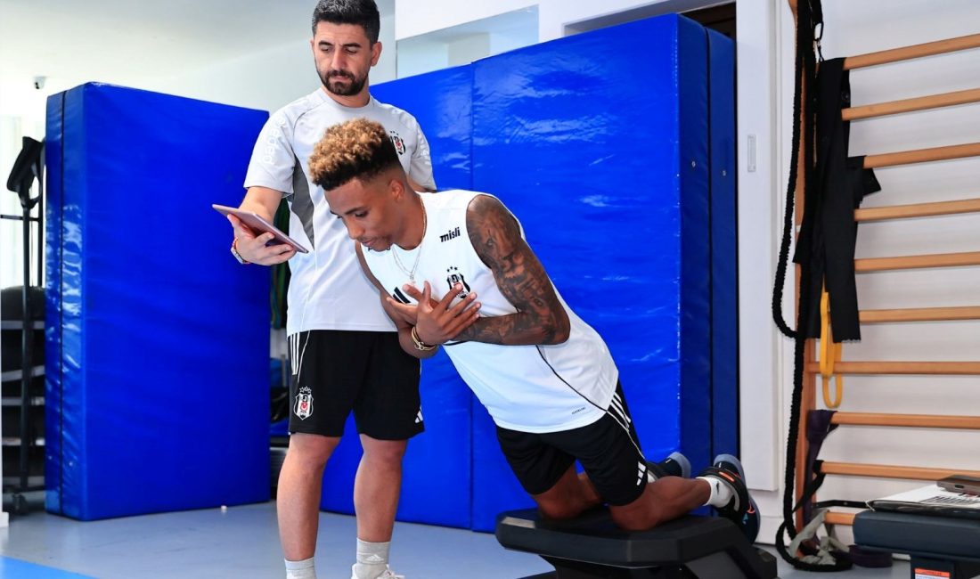 Beşiktaş Futbol Ekibi'nde yeni dönem öncesi rutin sıhhat denetimleri başladı.