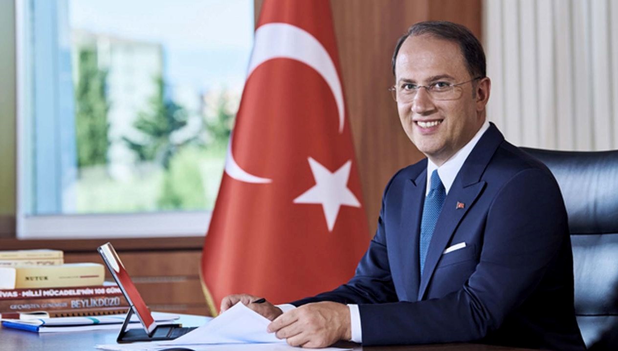 İstanbul Büyükşehir Belediyesi'ne yönelik soruşturmada tutuklanan ve cezaevine girdikten sonra