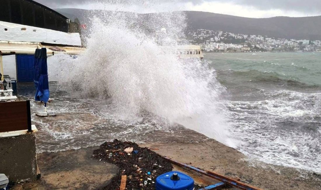 Meteoroloji, Bodrum-Datça ortası denizde fırtına beklendiğini bildirdi.