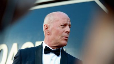 Demans hastalığıyla uğraş eden Bruce Willis'in kızı Tallulah Willis, babasının