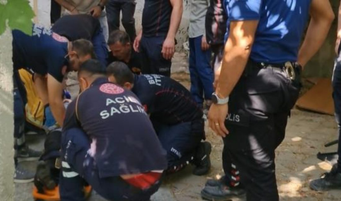 Burdur'da iki katlı meskenin ahşap balkonunun çökmesi sonucu yaralanan anne