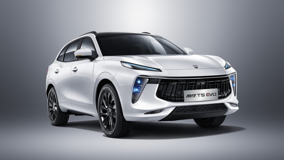 Çinli araba markası Forthing, T5 Evo ve M4 U-Tour modelleriyle