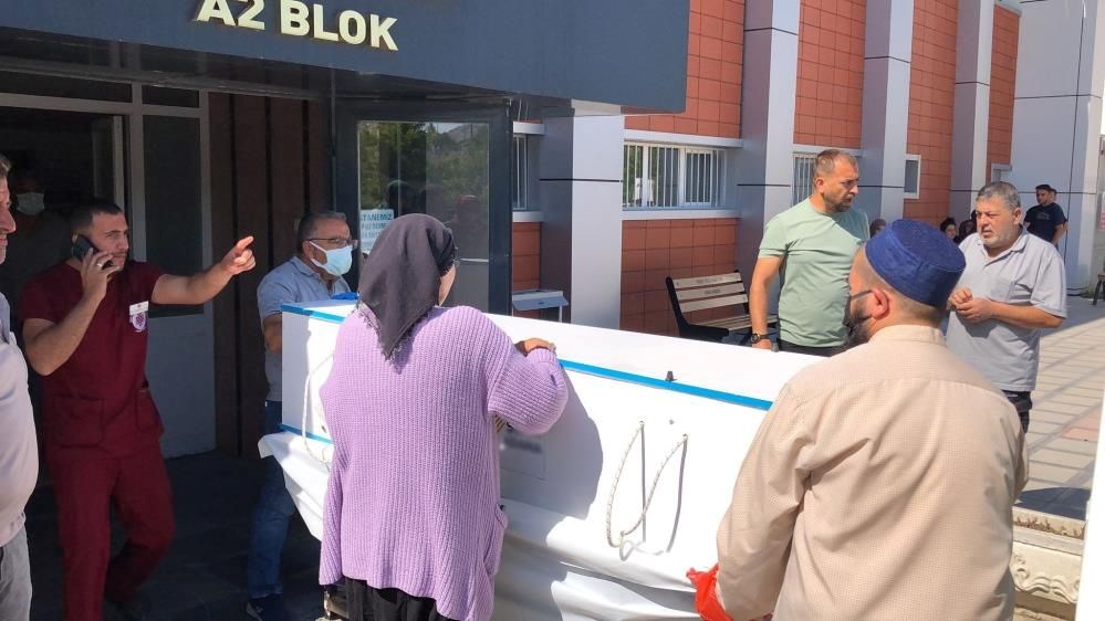 Çorum, Sivas ve Kayseri'de yaşanan kene kaynaklı ölümlere bir yenisi
