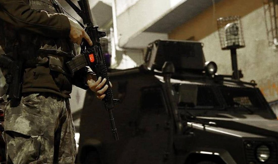 DAEŞ'in Ankara yapılanmasına yönelik yürütülen soruşturmada 10 kuşkulu gözaltına alındı.