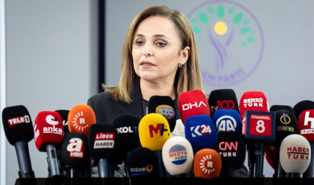 DEM Parti Sözcüsü Ayşegül Doğan, TBMM'de terörsüz Türkiye komitesi kurulmasını