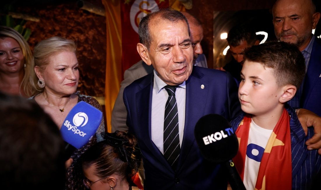 Galatasaray Başkanı Dursun Özbek, Victor Osimhen ile ilgili soruya, "Çalışmalar