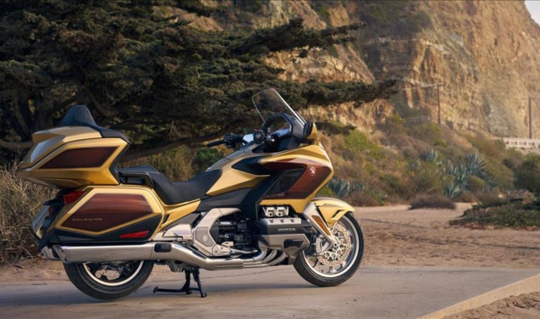 Honda'nın ikonik seyahat motosikleti Honda Gold Wing, 50. yılına özel