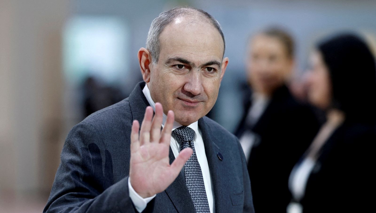 Ermenistan Başbakanı Paşinyan, "kriminal oligarşik ruhban sınıfının, iktidarı gasp planının engellendiğini"