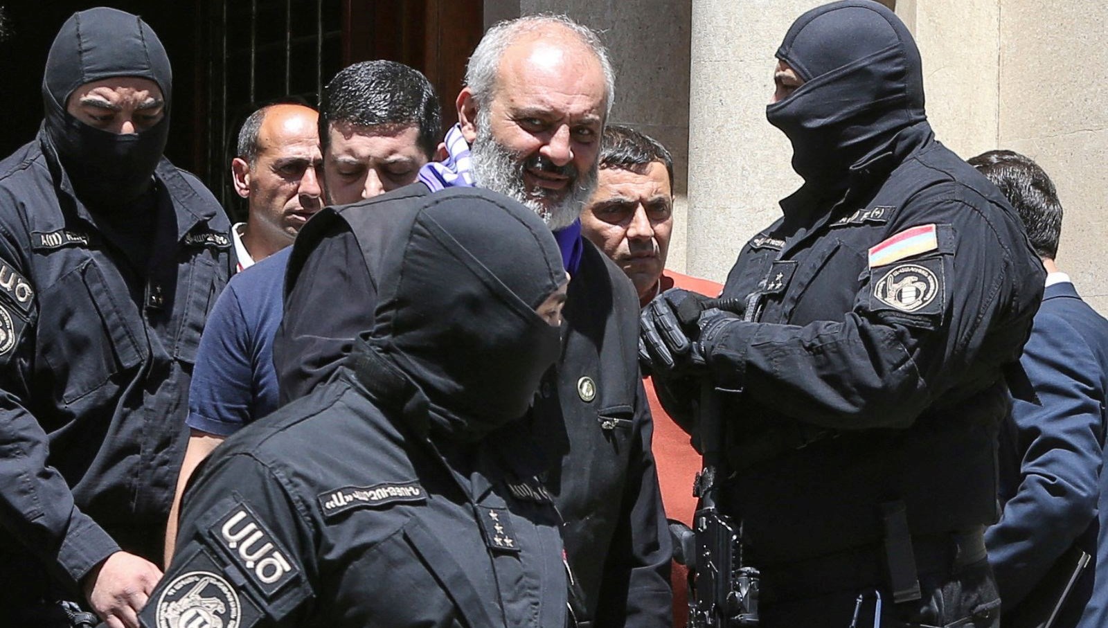 Ermenistan'da darbe planladıkları tez edilen, aralarında Başpiskopos Bagrat Galstanyan'ın da bulunduğu