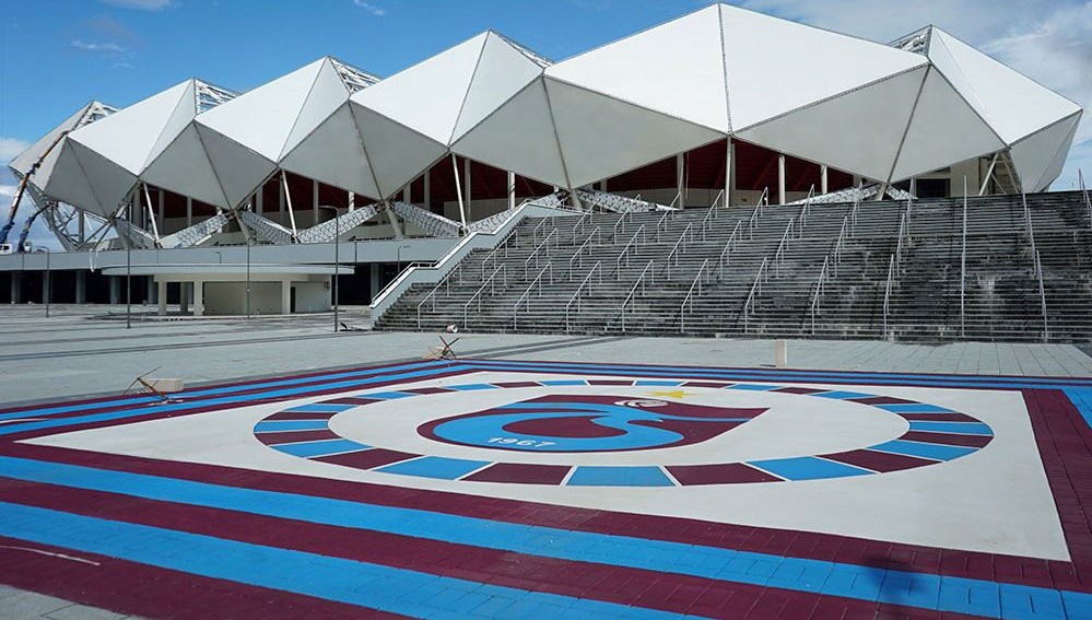 Papara Park etrafı ve altındaki dükkanların kullanım hakkı Trabzonspor'a tahsis