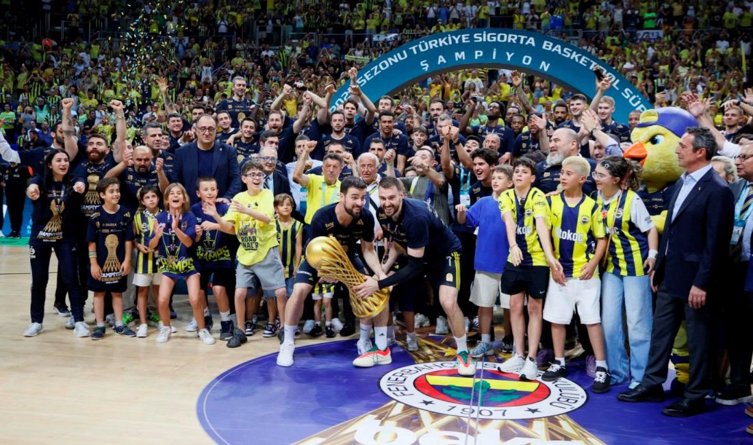 Basketbolda şampiyon olan Fenerbahçe Beko'nun oyuncusu Errick McCollum için çarpıcı