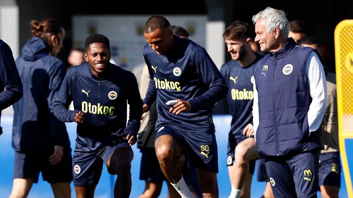 Fenerbahçe, yurt dışı kampının Portekiz'de yapacağını duyurdu ve maçlarını açıkladı.