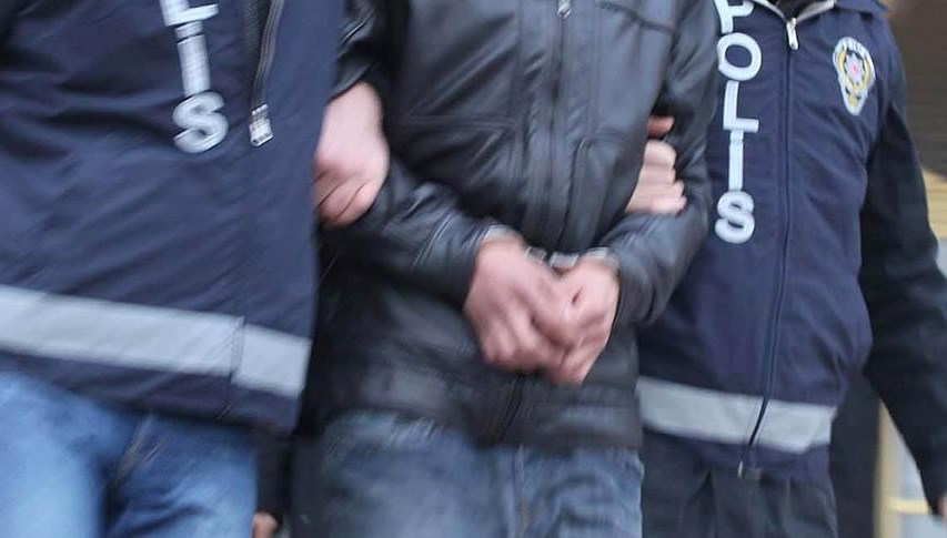 FETÖ'nün imtihan usulsüzlüklerine yönelik yeni bir operasyon yapıldı. Ankara'da beş