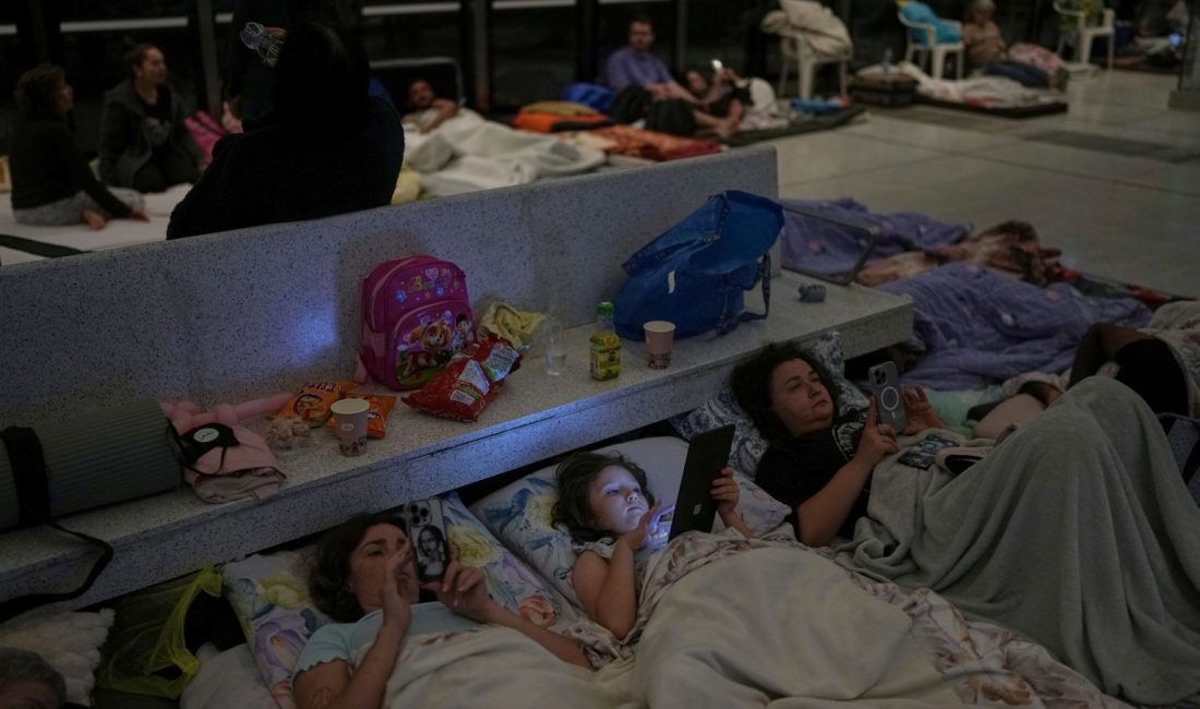 İsrail’de yaşayan Filistinliler, İran’ın misilleme akınları sırasında sığınaklara girmelerine nasıl