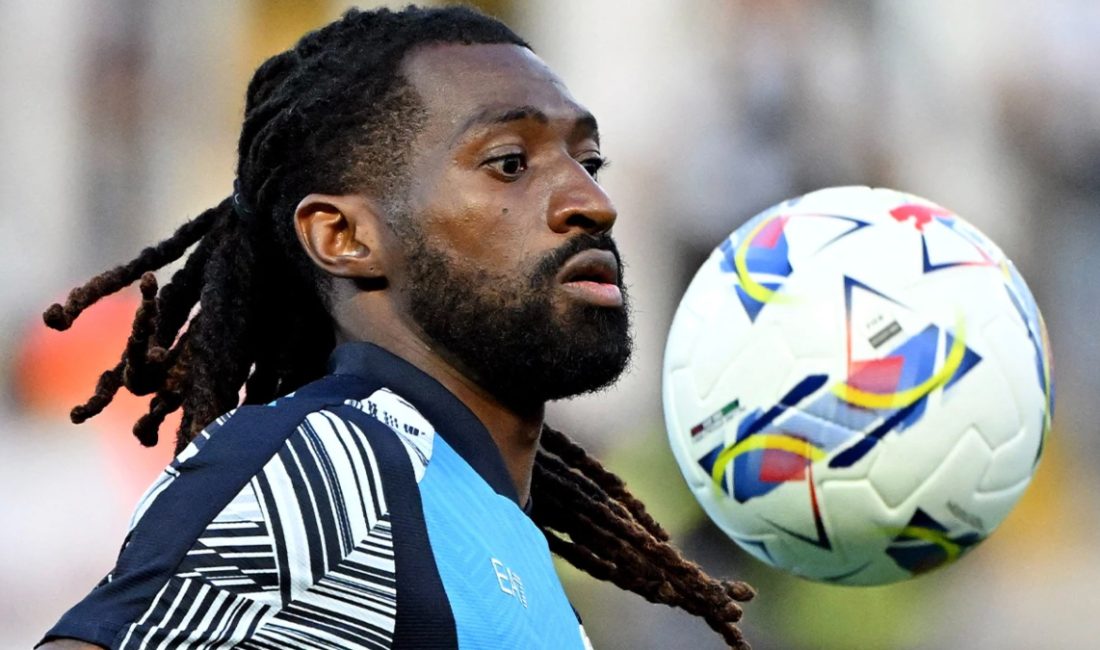 Napoli'nin yıldız orta alanı Frank Zambo Anguissa'nın menajeri Maxime Nana,