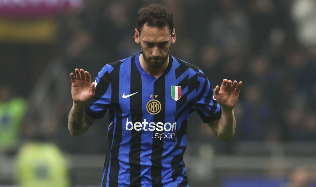 Galatasaray'a transferi için ağır mesai harcayan Hakan Çalhanoğlu, tüm maddi