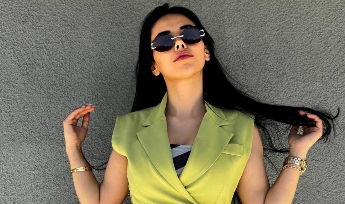 Denizli'de arkadaşlarını uğurlamak isterken beşince katta bulunan dairesinin balkonundan yere