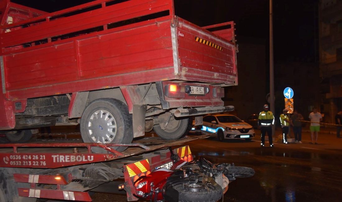 Giresun'un Görele ilçesinde kamyonet ile motosiklet çarpıştı. Kazada motosikletin şoförü