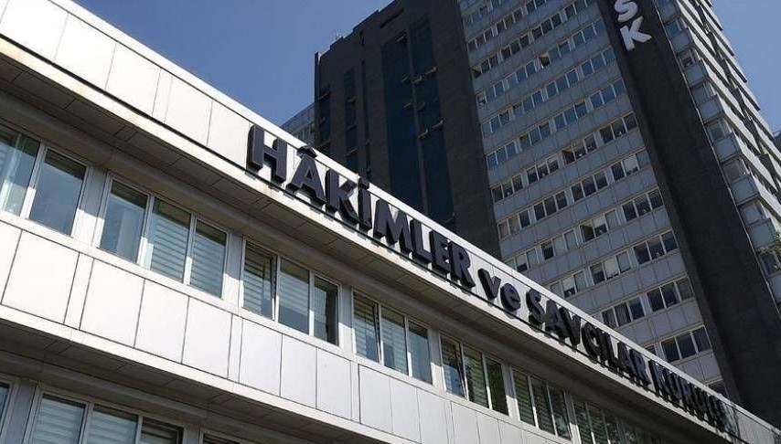 Yargıçlar ve Savcılar Şurası'nda (HSK) birinci ve ikinci daire için