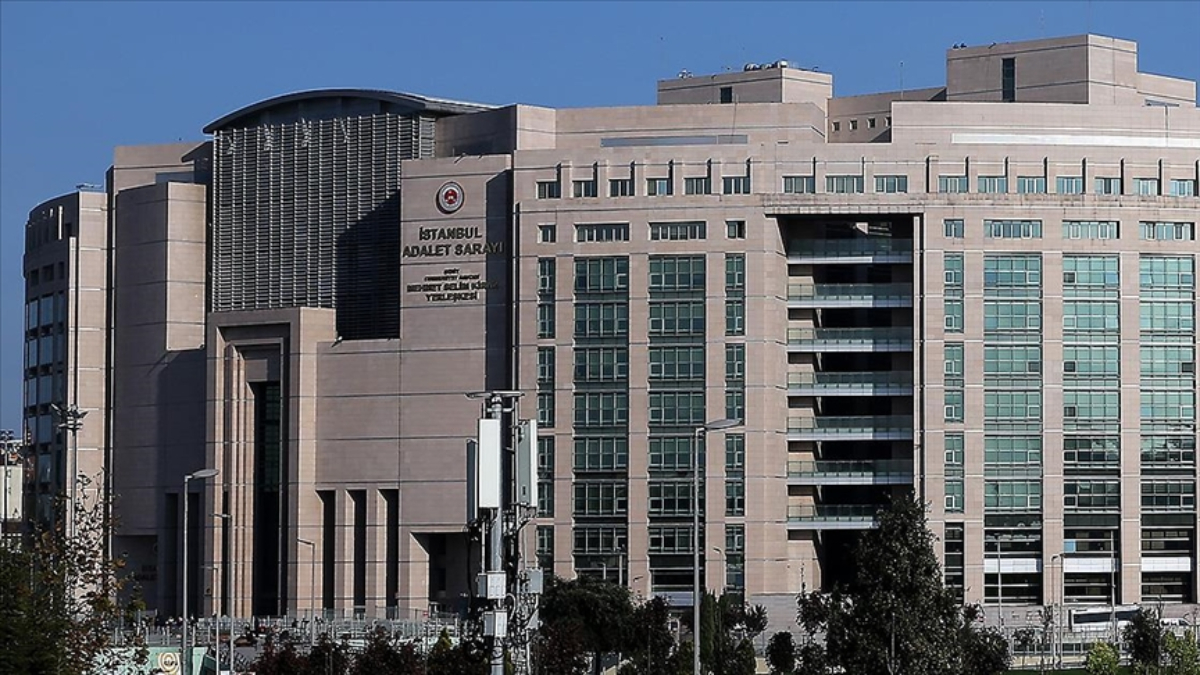 İBB'ye yönelik yolsuzluk soruşturmasında aktif pişmanlık kararlarından yararlanan Berat Davet
