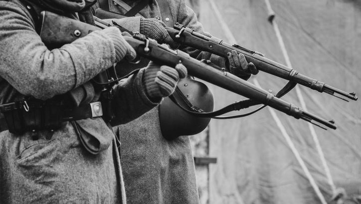 İngiltere istihbarat teşkilatının birinci bayan liderinin dedesinin, Nazi Almanyası için