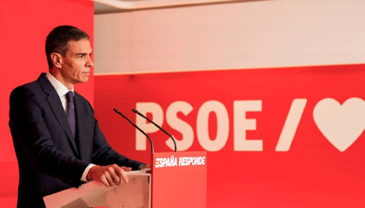 İspanya Başbakanı Sanchez'in partisi PSOE'deki yolsuzluk argümanları istifa getirdi. Sanchez