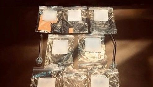 Isparta’da düzenlenen uyuşturucu operasyonunda sentetik kannabinoid, metamfetamin, extacy ve çeşitli