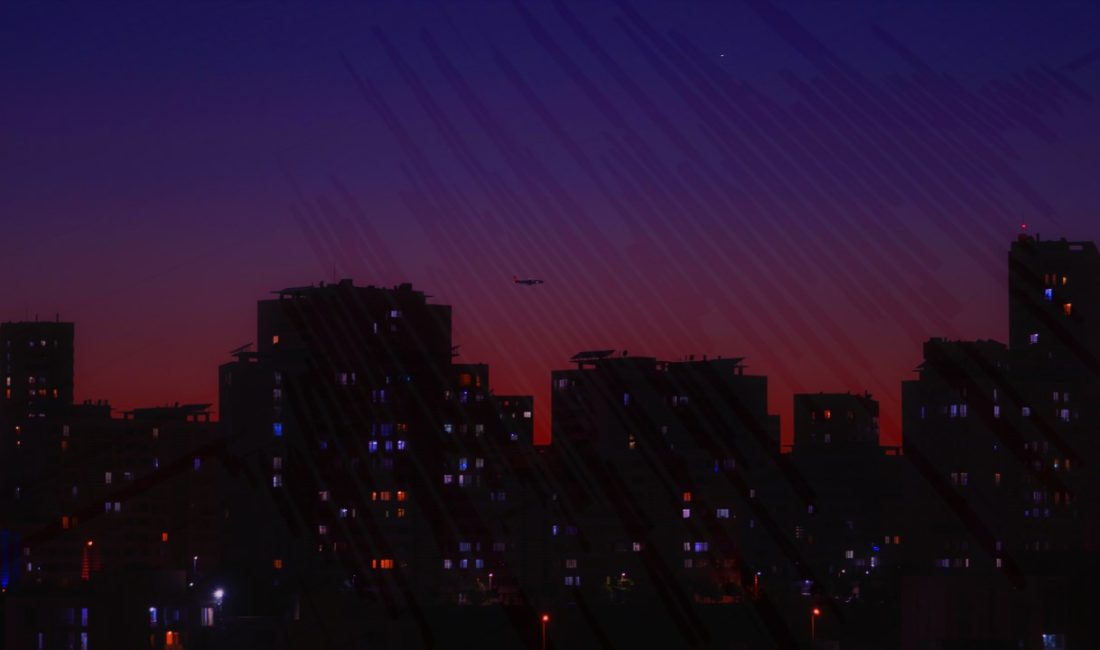 Büyükçekmece'de gece 02.33'te 3,5 büyüklüğünde sarsıntı meydana geldi. Telefonunda sarsıntı