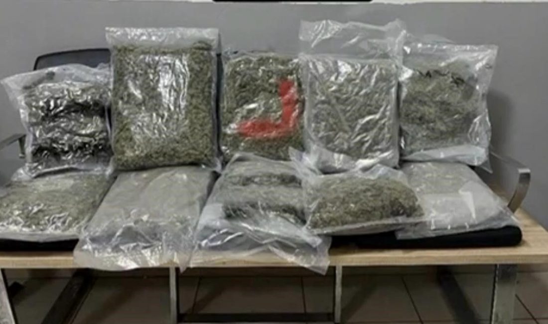 İzmir’de 1 haftada 92 şüpheli yakalandı İzmir'de Asayiş Şube Müdürlüğü Amirliği grupları tarafından son bir haftada
