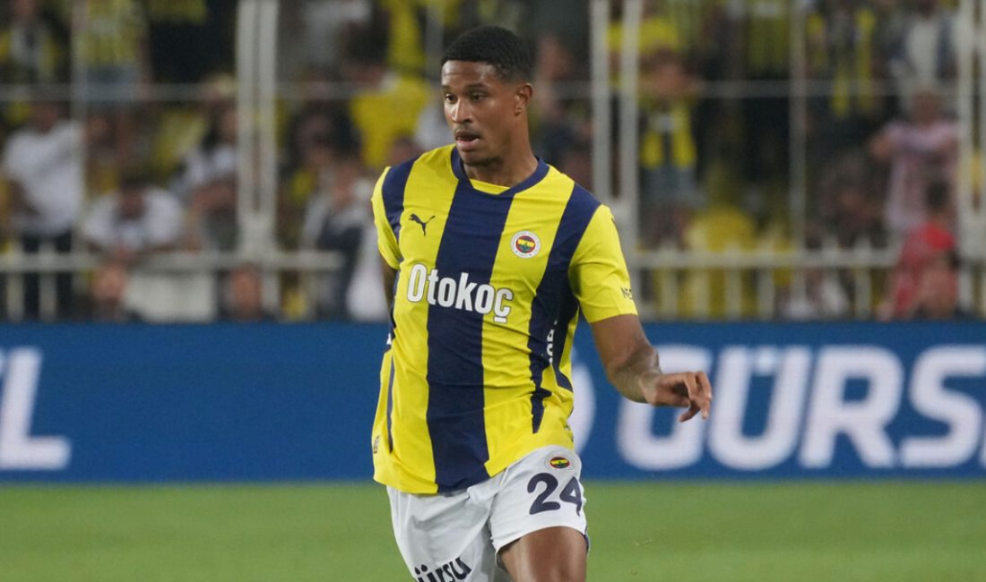 Jayden Oosterwolde'nin menajeri Joes Blakborn, Fenerbahçe ile yeni kontrat için