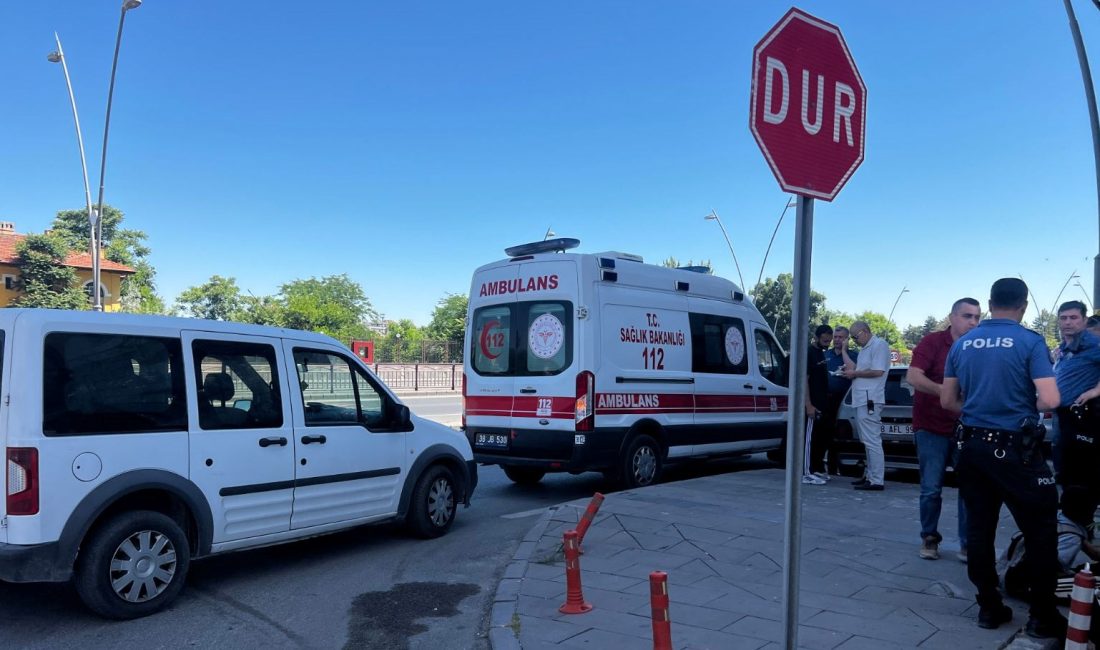 Kayseri'de çocuklar ortasında bıçaklı arbede çıktı. Olayda bir kişi yaralandı.