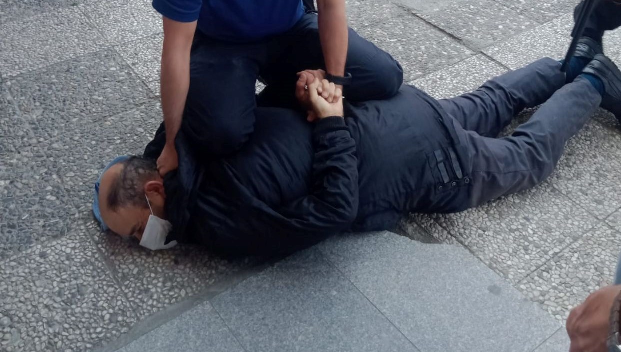 Eskişehir'in Tepebaşı borcu olduğu için kredi çekmek istediğini söyleyen bir