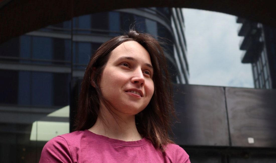 Harvard Üniversitesi'nde kanser araştırmaları yürüten bilim insanı Kseniia Petrova, kurbağa embriyolarını