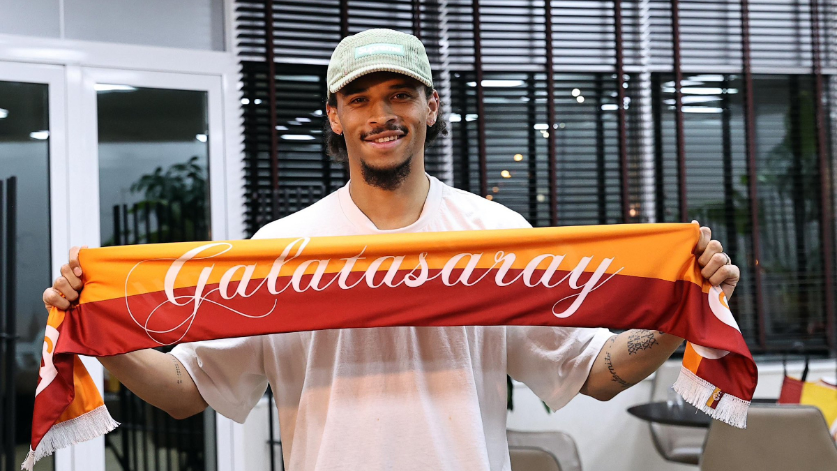 Süper Lig takımı Galatasaray'ın takımına attığı Alman oyuncu Leroy Sane,