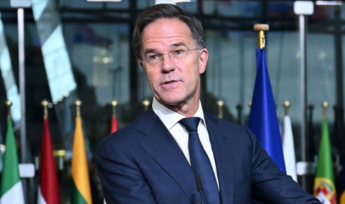 Mark Rutte, dünya gündemini yakından takip toplumsal medya kullanıcıları tarafından