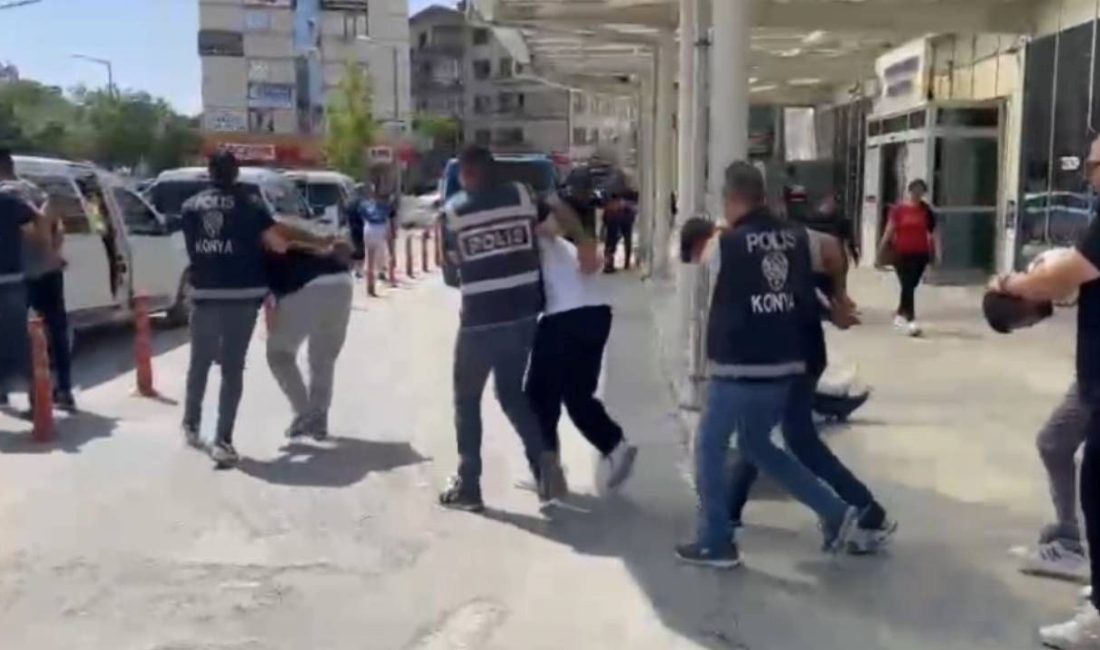 Konya'da müşterileri bilinmeyen kameralarla kayda alıp, fuhuşa zorladıkları tespit edilen