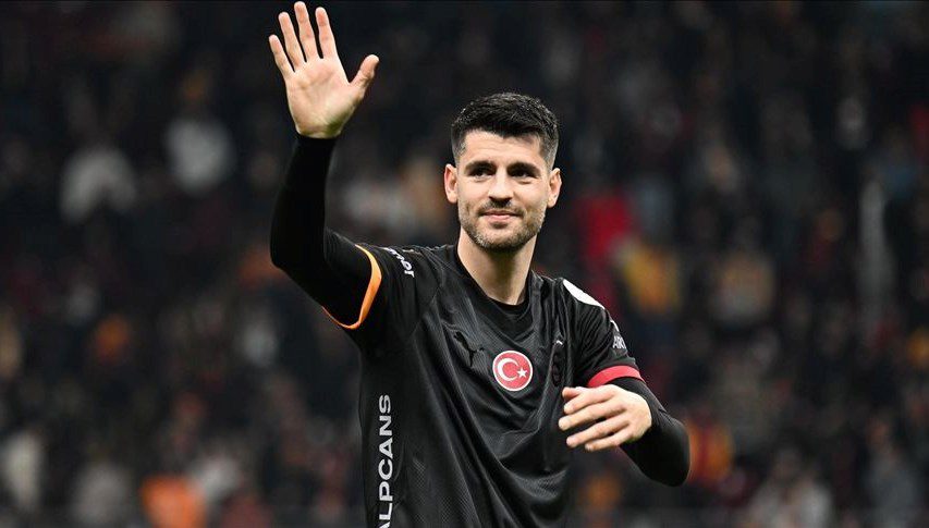 Galatasaray'ın golcüsü Morata, İstanbul’daki tüm eşyalarını İspanya’ya gönderdiği öne sürüldü.
