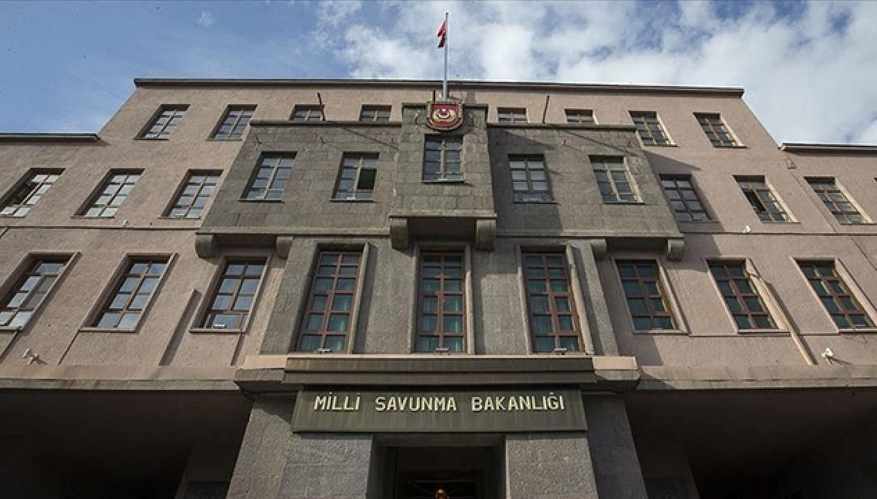Türk Silahlı Kuvvetlerine en az dört yıl periyodik fakülte yahut