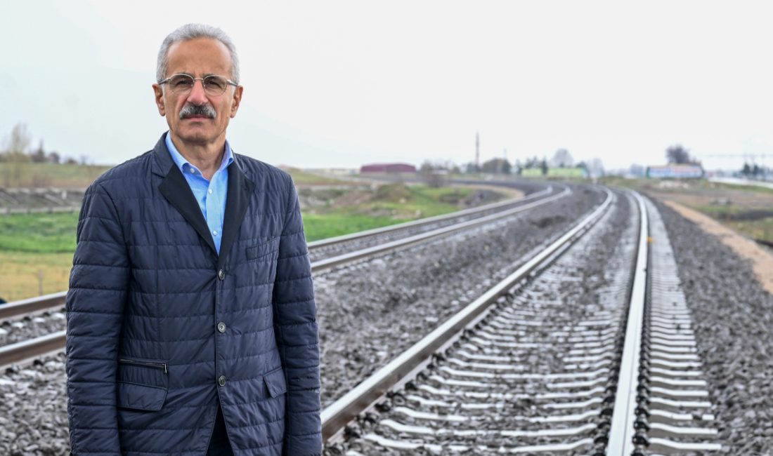 Ulaştırma ve Altyapı Bakanı Abdulkadir Uraloğlu, Ankara-Kırıkkale-Çorum-Samsun, Samsun-Sarp, Samsun-Çorum-Delice-Kırşehir-Aksaray-Ulukışla-Yenice güzergahlarında