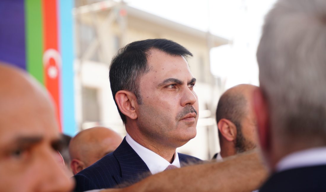 Sarsıntı bölgesindeki konut çalışmalarıyla ilgili açıklamalarda bulunan Bakan Murat Kurum,