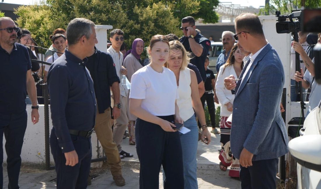 Elektrik akımına kapılarak hayatını kaybeden Manisa Büyükşehir Belediye Başkanı Ferdi